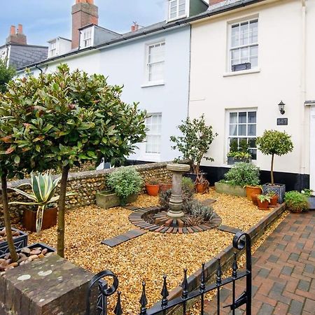 Beautiful Georgian Home In The Heart Of Chichester Extérieur photo