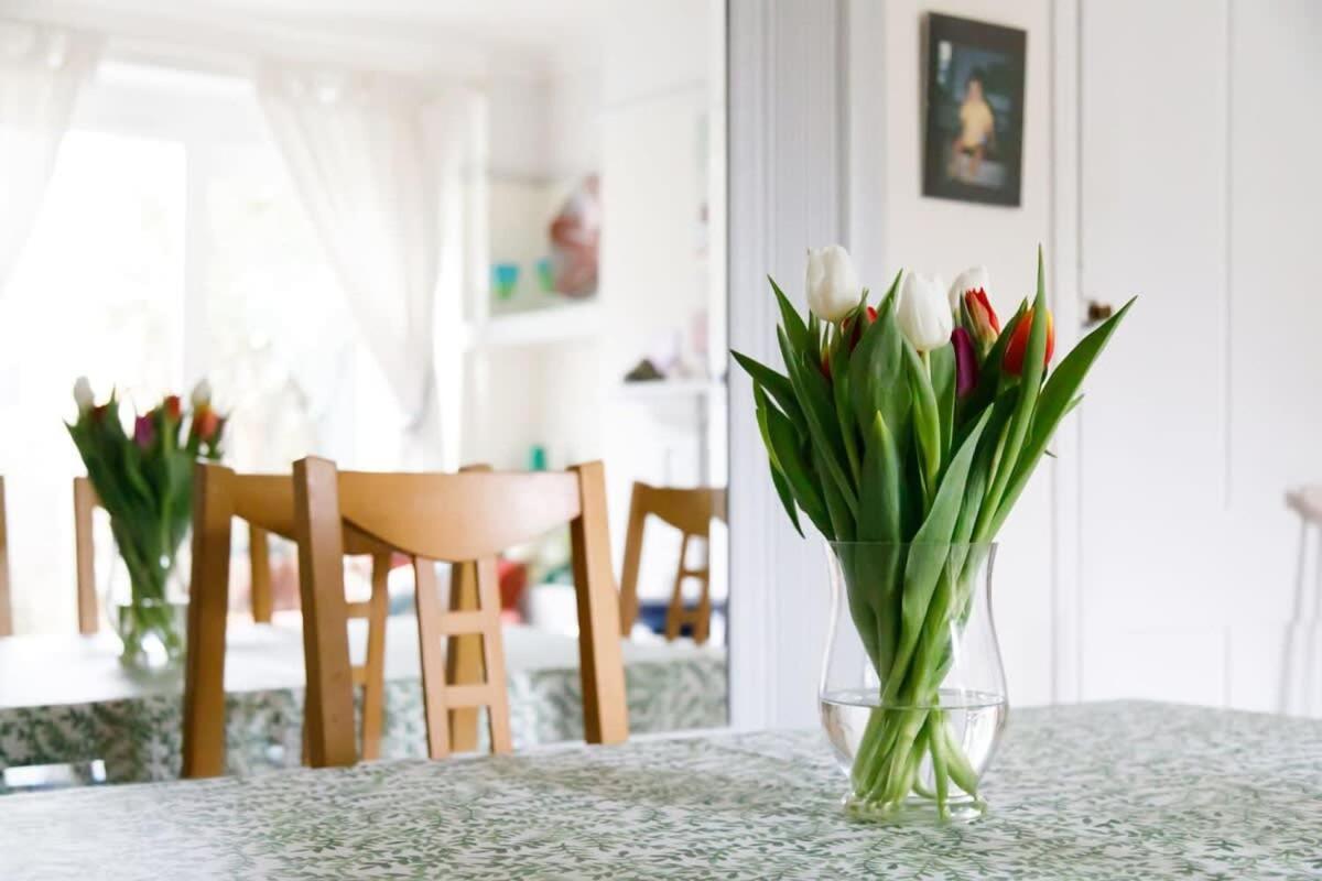 Beautiful Georgian Home In The Heart Of Chichester Extérieur photo