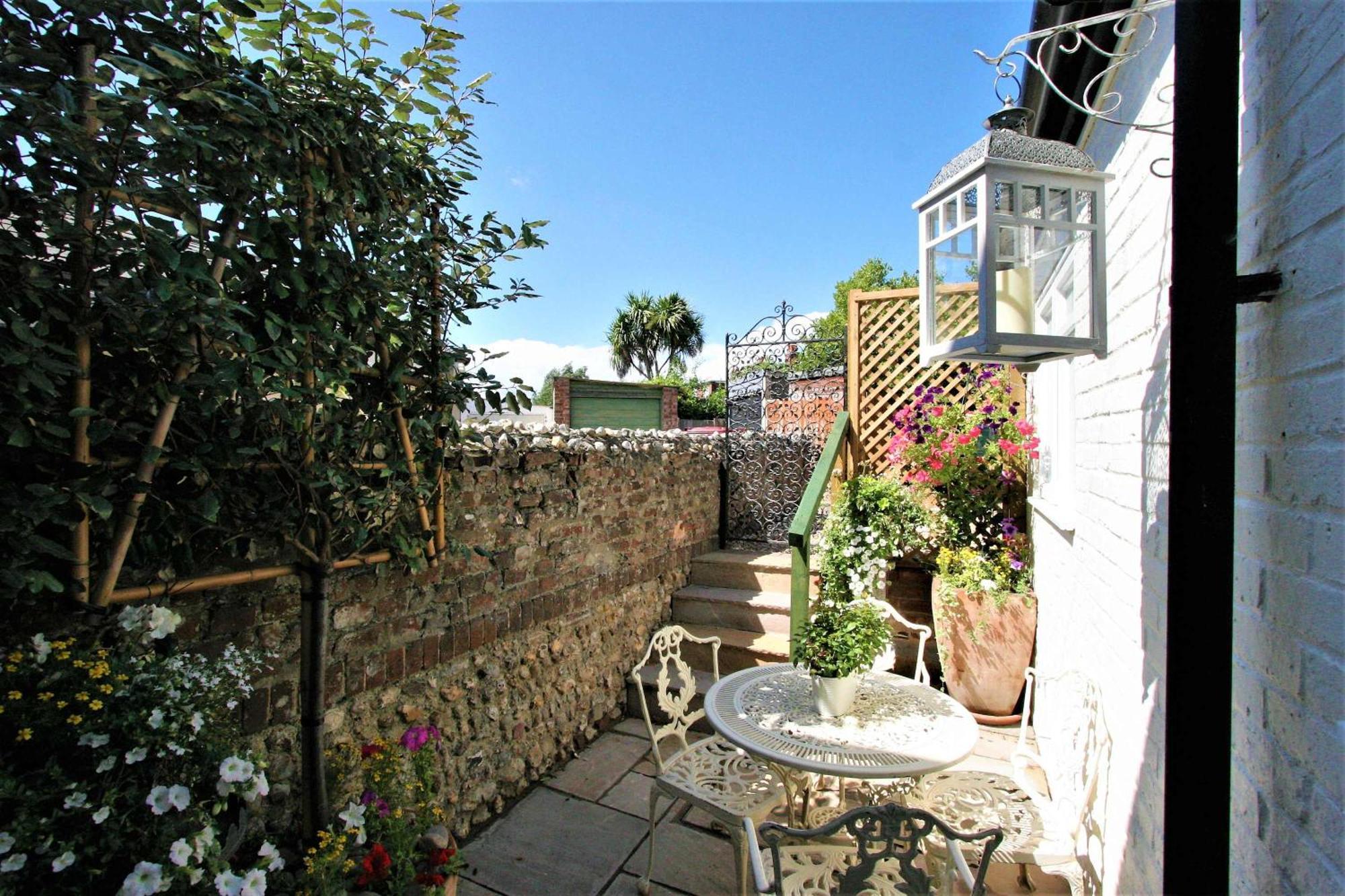 Beautiful Georgian Home In The Heart Of Chichester Extérieur photo
